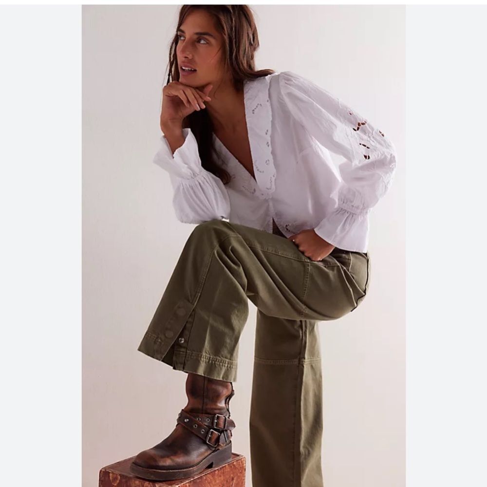 Free People We the Free Sloane Belted Wide Leg Pants in Washed Army Green
XS